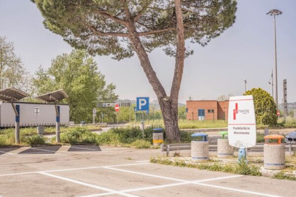 Next stop | Daniele Ratti | Italia
